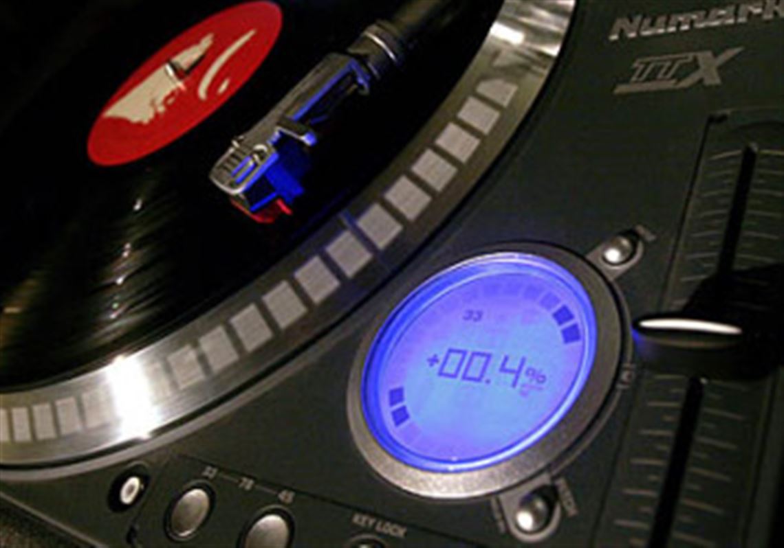 The Numark TTX USB turntable can be attached to a desktop or laptop computer through its onboard USB connection, and the music from an album can be transferred onto the computer hard drive and simultaneously converted into an MP3 file.