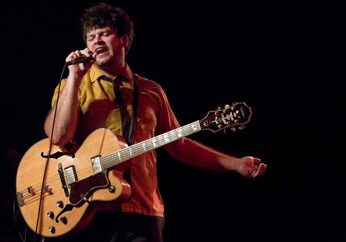 Jessie Dee brings his R&B to the Thunderbird Cafe Friday night.