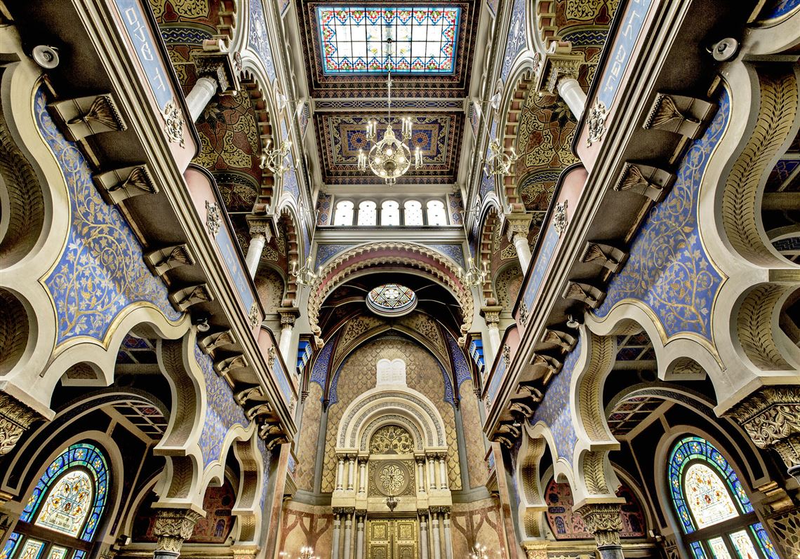 The Jubilee Synagogue in Prague is also running the exhibit of David Aschkenas' photographs that are up at the Jewish Community Center.