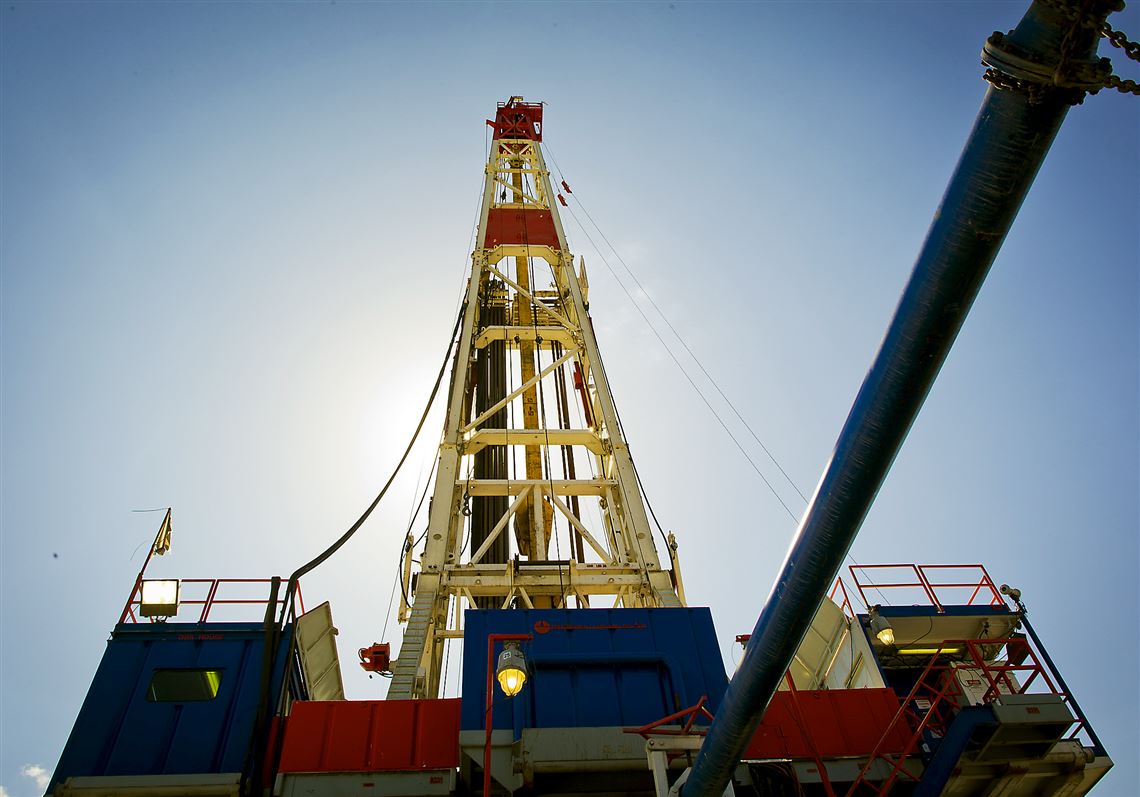 A Consol Energy horizontal gas drilling rig explores the Marcellus Shale outside Waynesburg, Greene County, in 2012. 