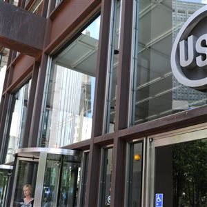 The U.S. Steel Tower building on Grant Street. Headquarters of UPMC and home to many businesses, the U.S. Steel Tower is the tallest building in the city at well over 800 feet.