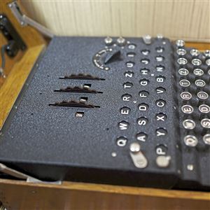 A view of a three-rotor Enigma machine inside the Fine and Rare Book rooms at Carnegie Mellon University’s Hunt Library. 