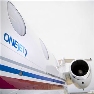 Board member for the airport authority invests in the same airline it is suing