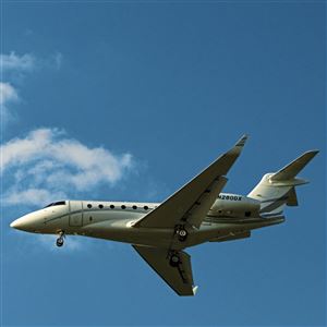 In September 2018, a plane descends to make a landing at Pittsburgh International Airport. 