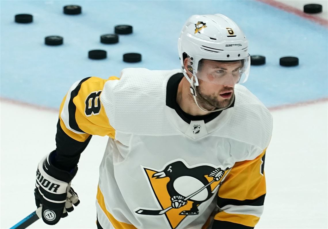 Pittsburgh Penguins defenseman Brian Dumoulin skates during warmups in game 1 of the first-round playoff series against the NY Islanders, Wednesday, April 10, 2019 at the Nassau Coliseum in Uniondale, NY.
