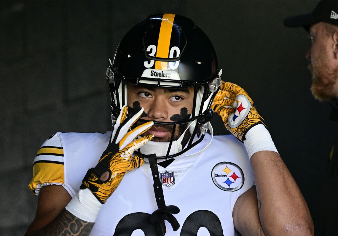 "$75 million? KEEP IT!" Jaylen Warren sent the NFL into a frenzy when he boldly rejected huge offers from the Bills and Broncors, leaving the entire football world stunned. The young star defiantly declared that he will be loyal for life: "I will die a Steelers legend!" The bold decision immediately became the talk of the league, causing a social media storm and reigniting the debate about loyalty or money in today's NFL era. vannguyen