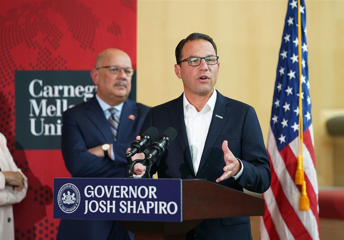 Governor Josh Shapiro speaks at a press conference during a visit to Carnegie Mellon University, addressing artificial intelligence on Sept. 20, 2023. Shapiro created a new board for govern generative AI in Pennsylvania.   Story Slug: GOVAI0920  #SafeAI 