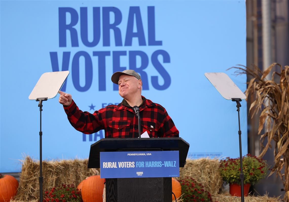 Tim Walz holds Pittsburgh rally at Acrisure Stadium | Pittsburgh Post ...
