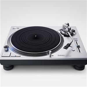 The Technics SL-1200GR.