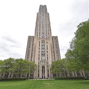 The Cathedral of Learning on the University of Pittsburgh’s main campus in Oakland. On Friday, Pitt announced an expanded partnership with Reston, Va,-based Leidos Inc. that will expand the use of artificial intelligence in diagnosing and treating ailments including heart disease and cancer. 