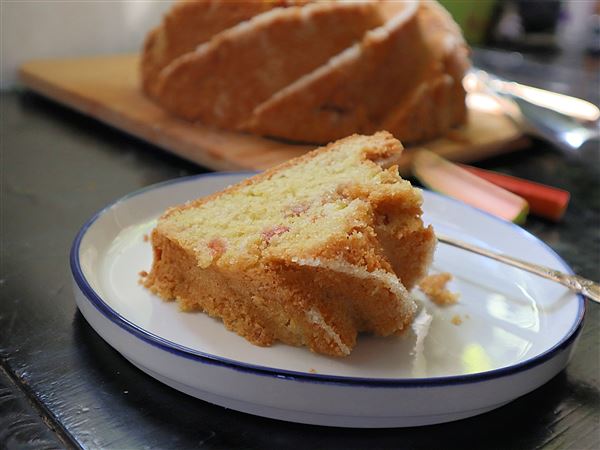Chunks of sugary rhubarb are baked into this lemon bundt cake.