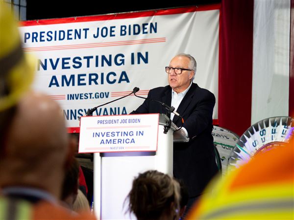 Cleveland-Cliffs CEO Lourenco Goncalves speaks at the Butler Works mill on Monday. He said elected officials need to continue working together to support American manufacturing.