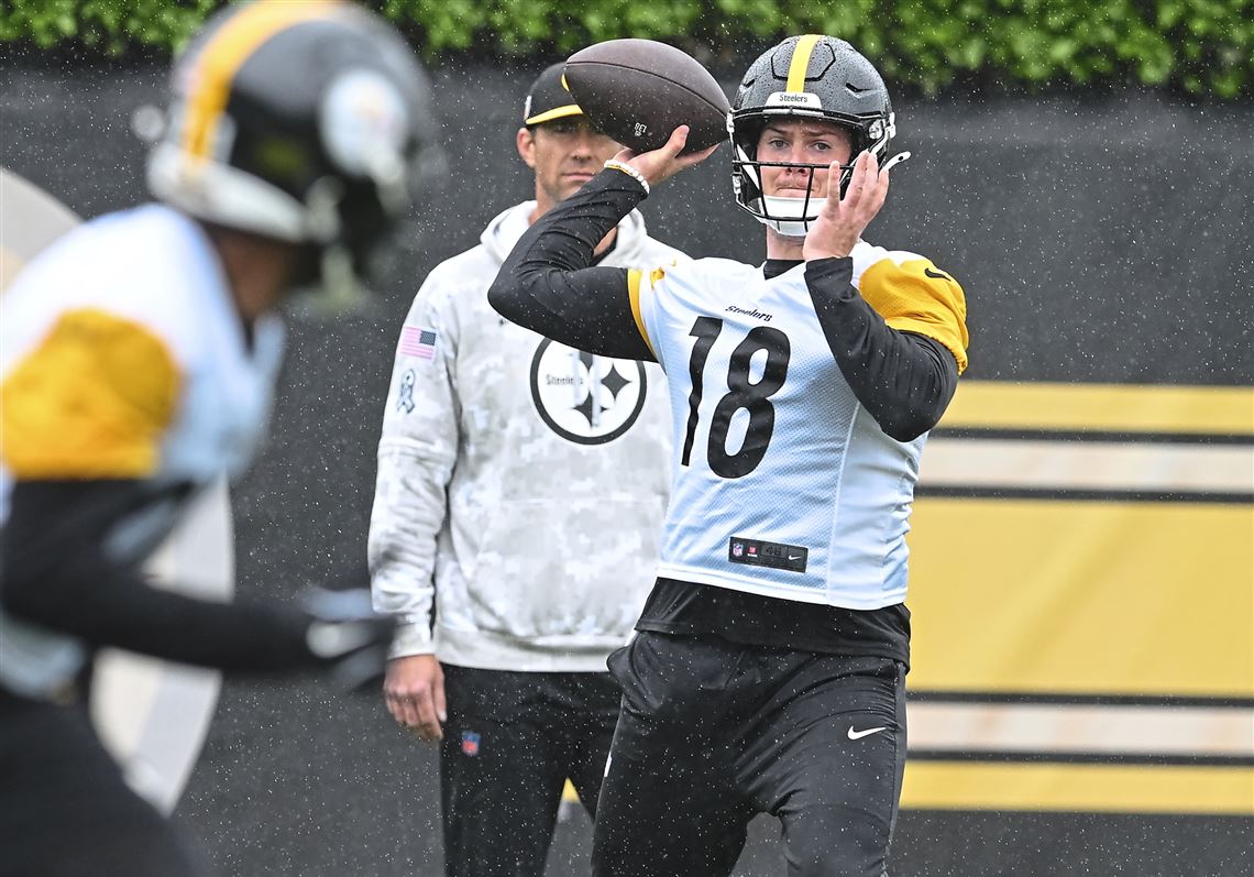 Mason Rudolph has been 'awesome' for Will Howard in murky Steelers QB group  | Pittsburgh Post-Gazette