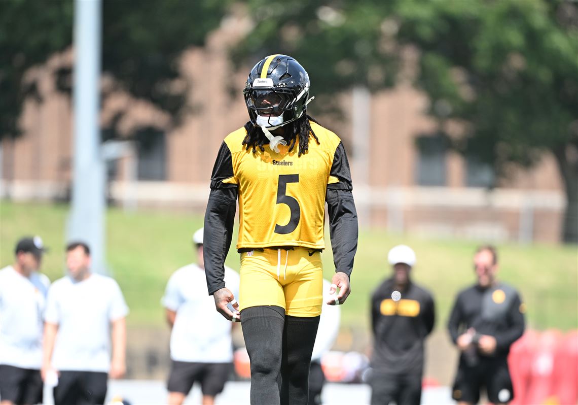 Steelers Shake Up Offseason: $84.7M Newcomer Restructures Deal, Vows to Bring a Super Bowl to Pittsburgh