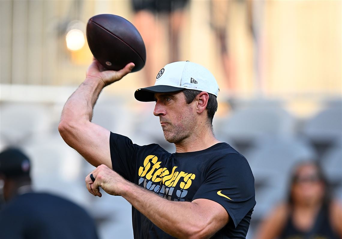NFL gets a dramatic — and rare — showcase with Aaron Rodgers' return to New York